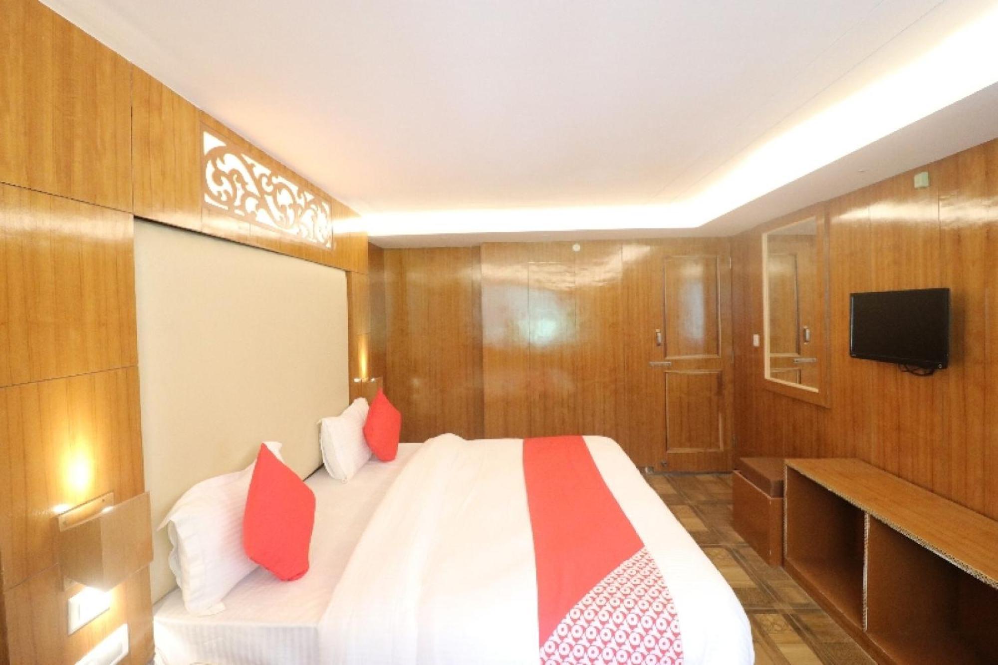 Hotel O Beas Regency Manāli Kültér fotó