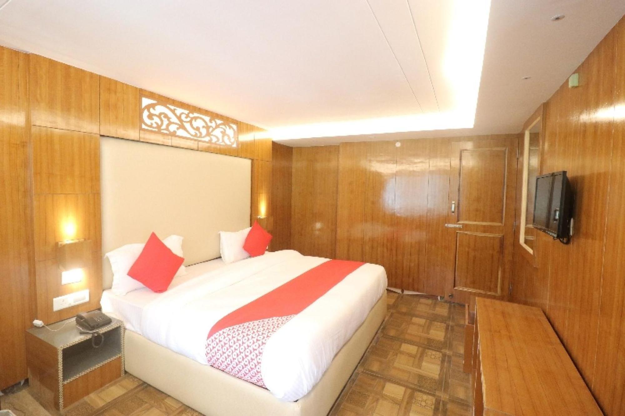 Hotel O Beas Regency Manāli Kültér fotó
